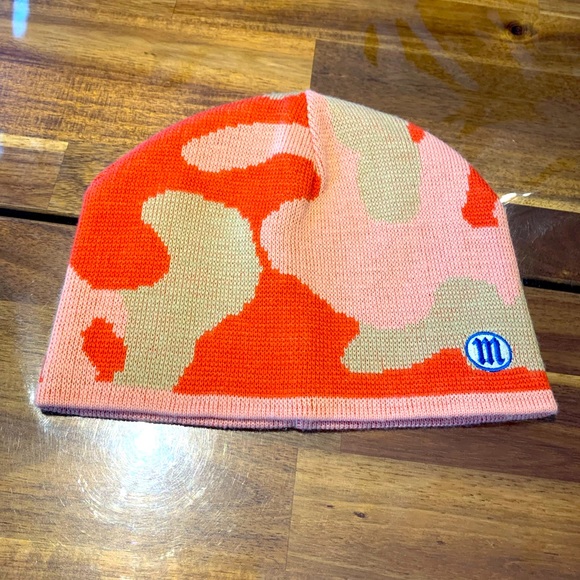 Reversible ski cap - Picture 1 of 4